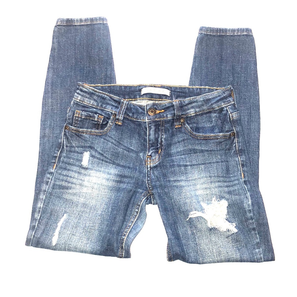 Eunina Distressed Jeans